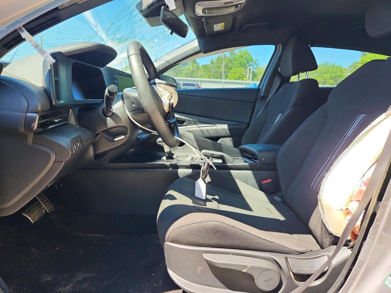 2025 Hyundai Elantra Sel Sport - Фото 7
