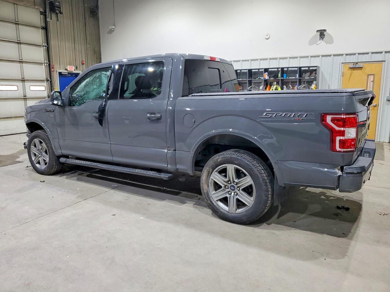 2018 Ford F150 Supercrew - Фото 2