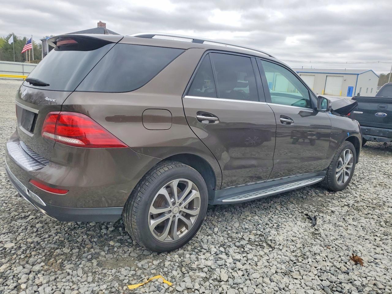 2017 Mercedes-Benz Gle 350 4Matic - Фото 3