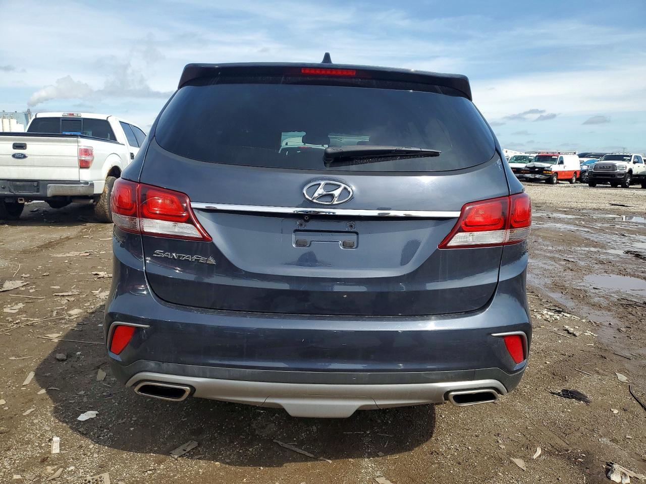 2018 Hyundai Santa Fe - Фото 6