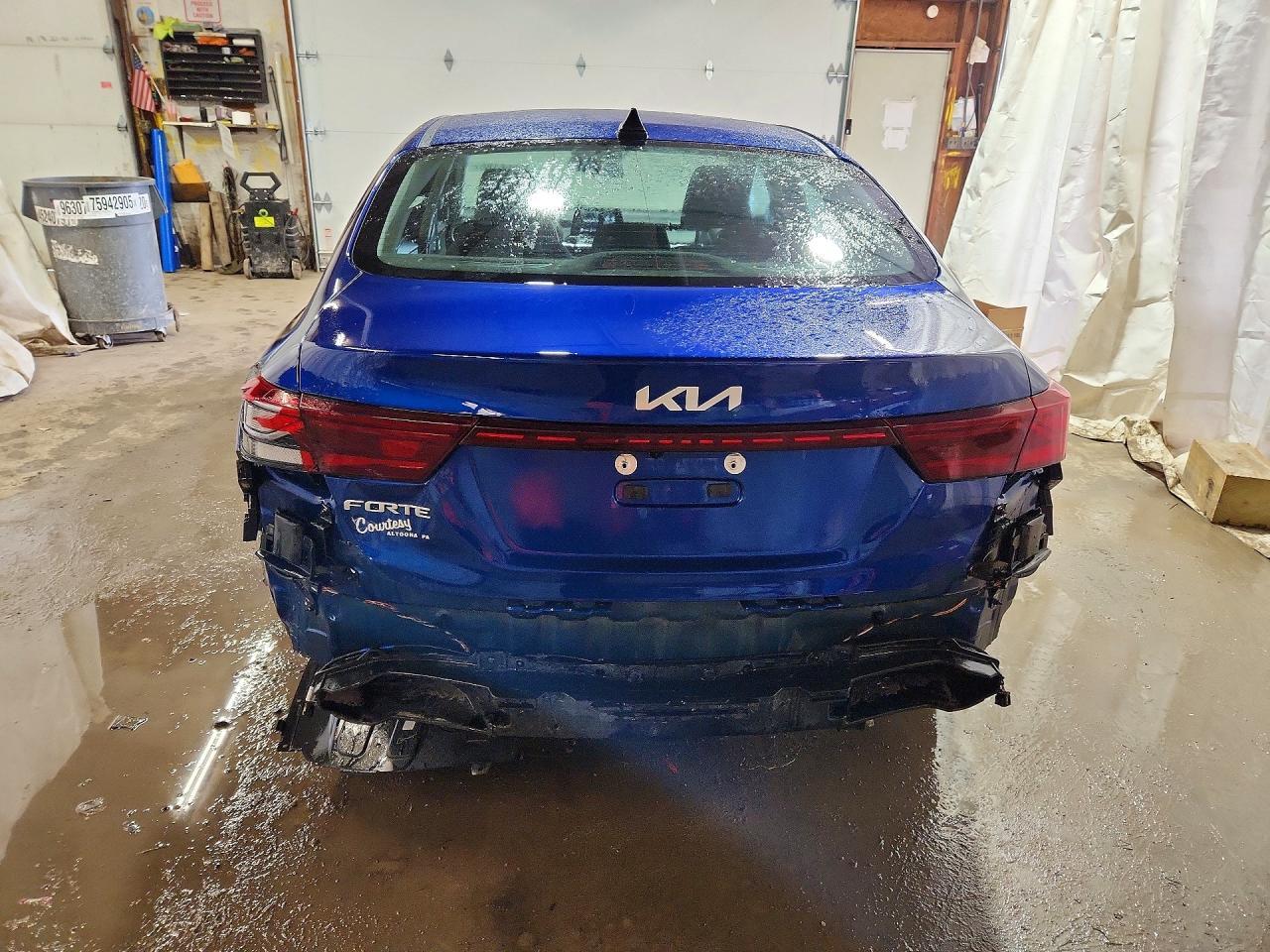 2023 Kia Forte Lxs - Image 6