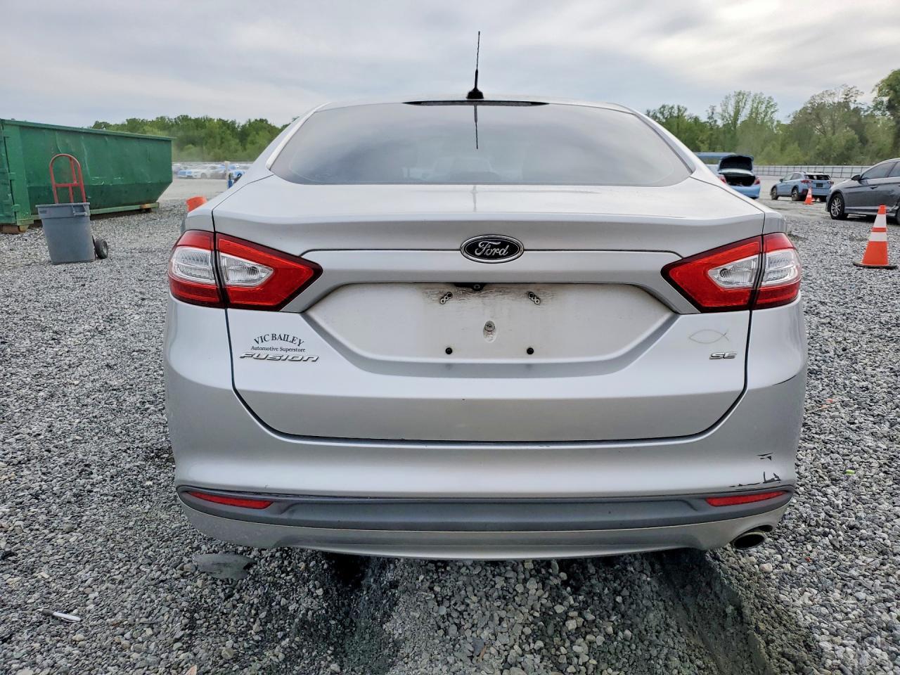 2015 Ford Fusion Se - Фото 6