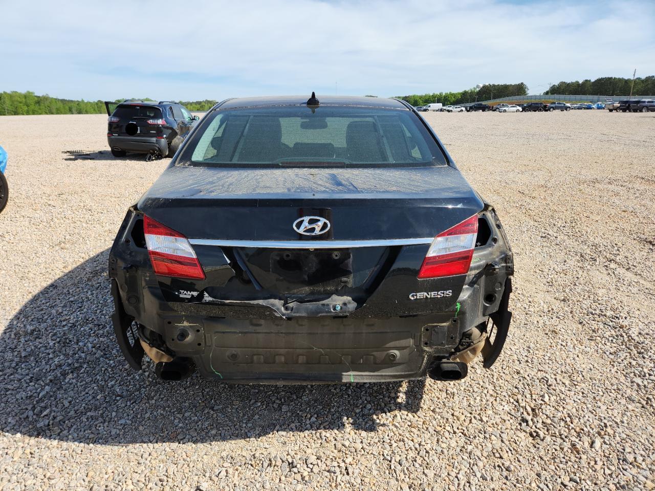 2012 Hyundai Genesis 3.8L - Image 6