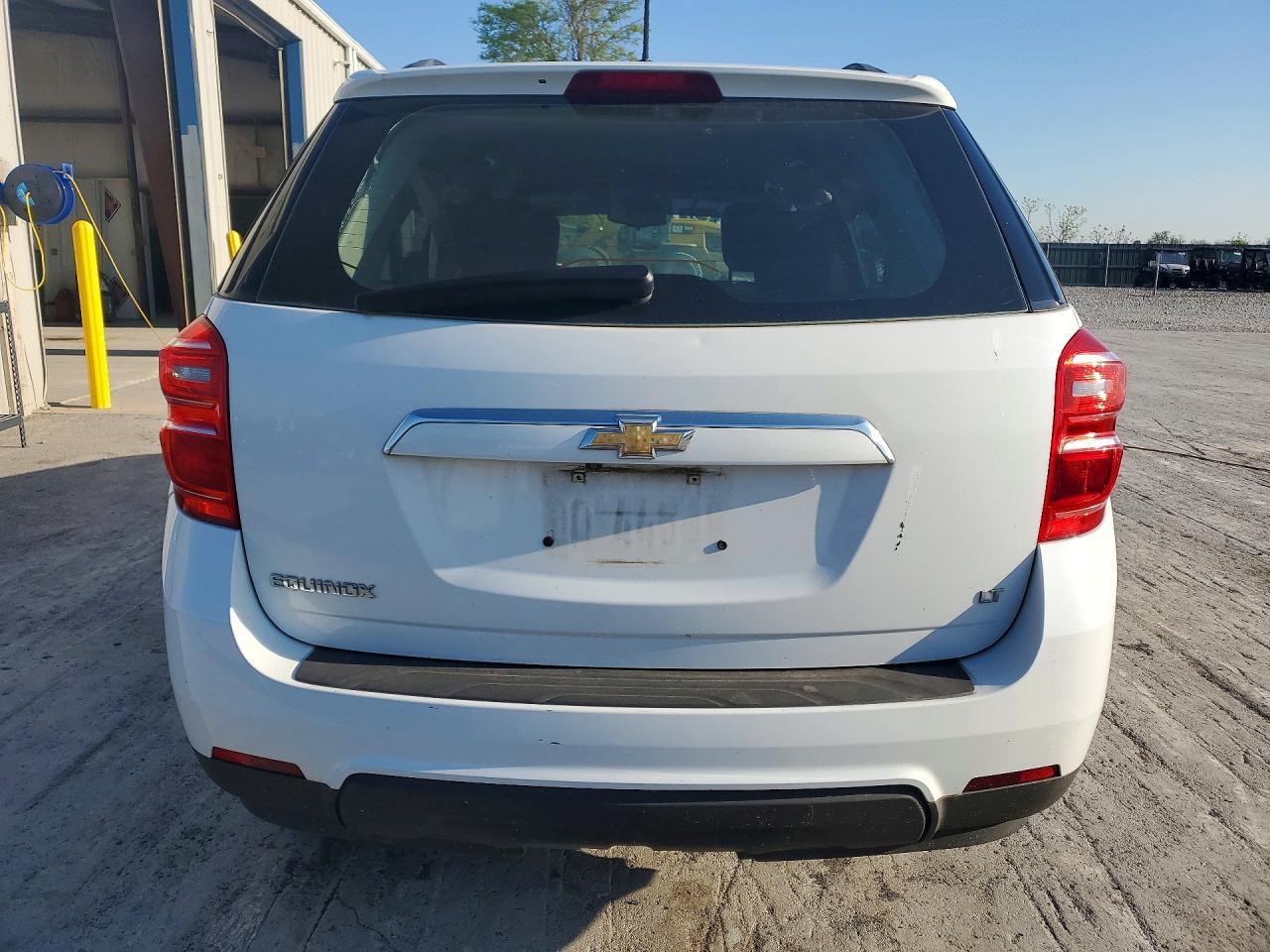 2017 Chevrolet Equinox Lt - Image 6
