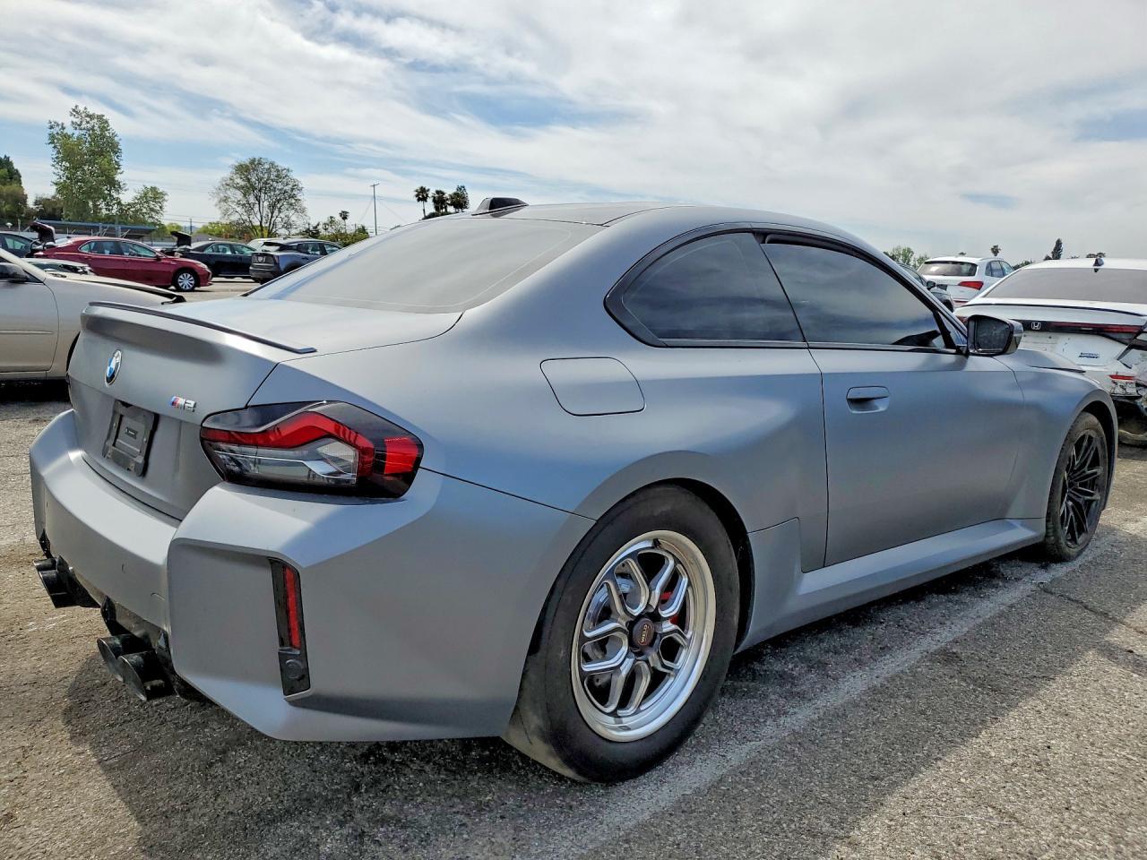 2024 BMW M2 - Фото 3