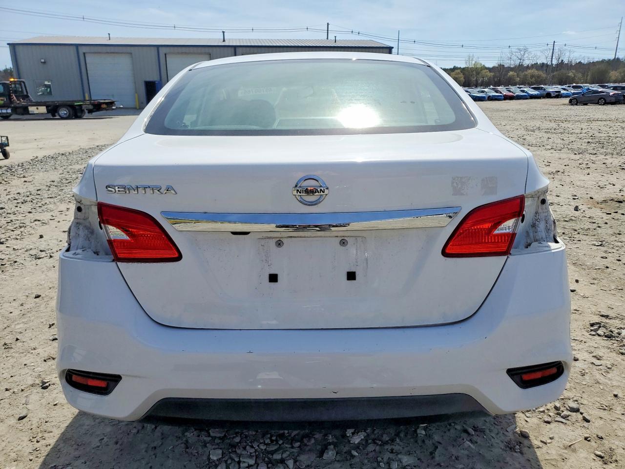 2019 Nissan Sentra S - Image 6