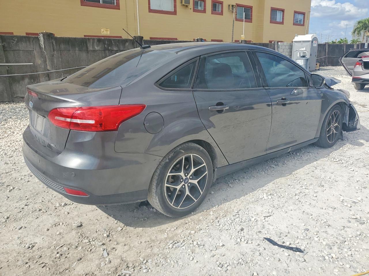 2018 Ford Focus Sel - Image 3