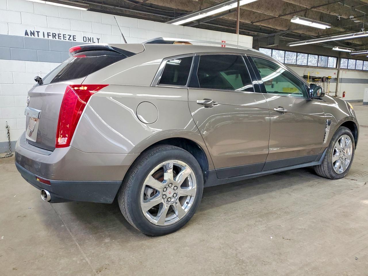 2011 Cadillac Srx - Фото 3