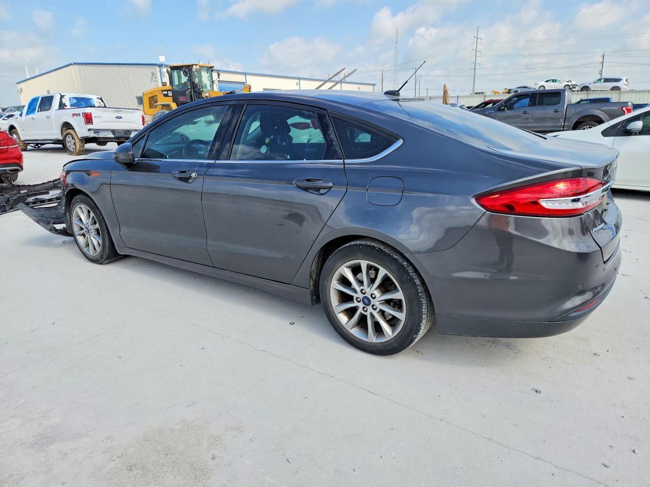 2017 Ford Fusion - Фото 2