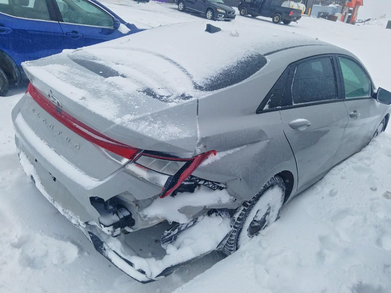 2023 Hyundai Elantra Sel - Image 3