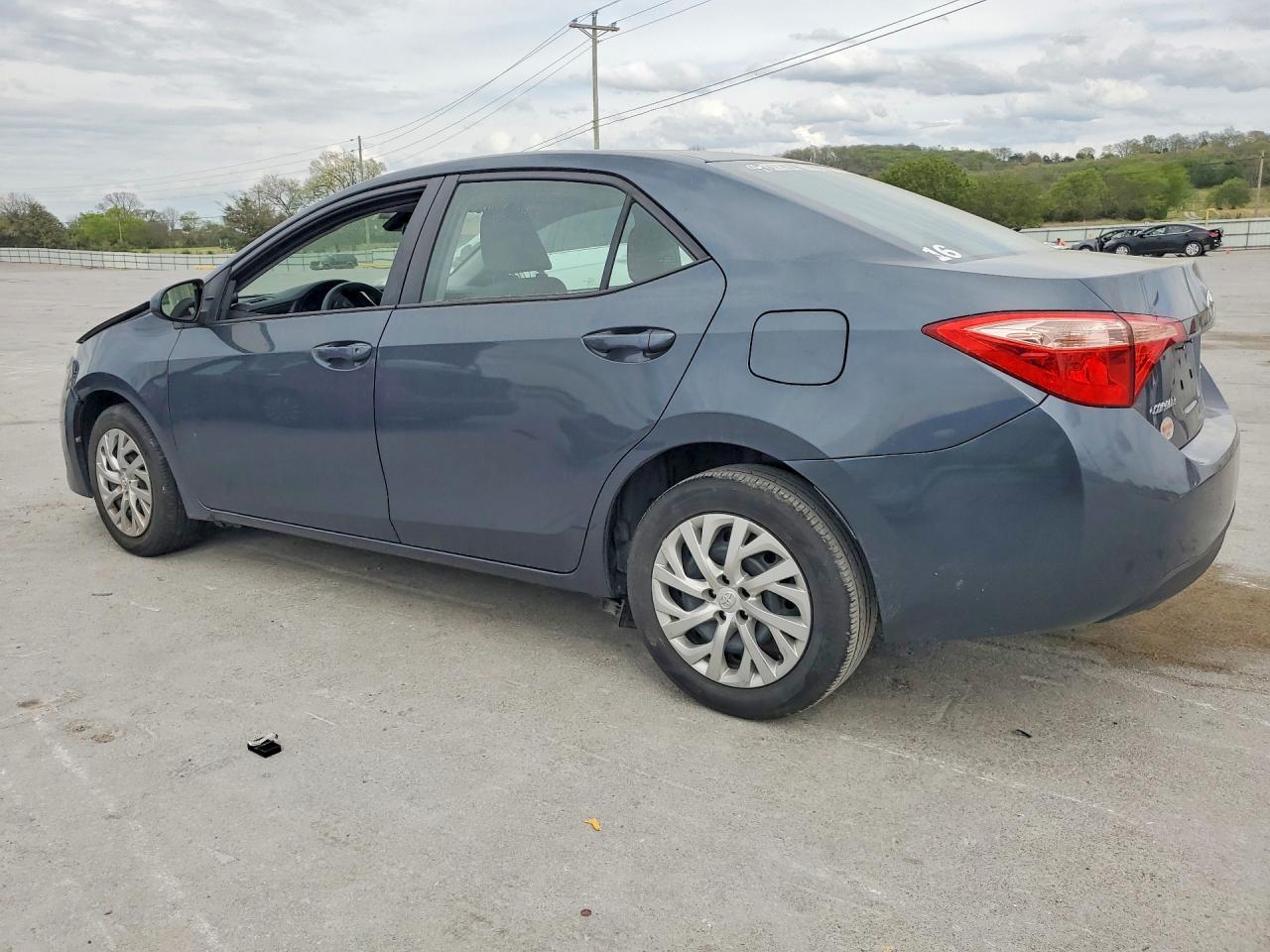 2018 Toyota Corolla Le - Фото 2