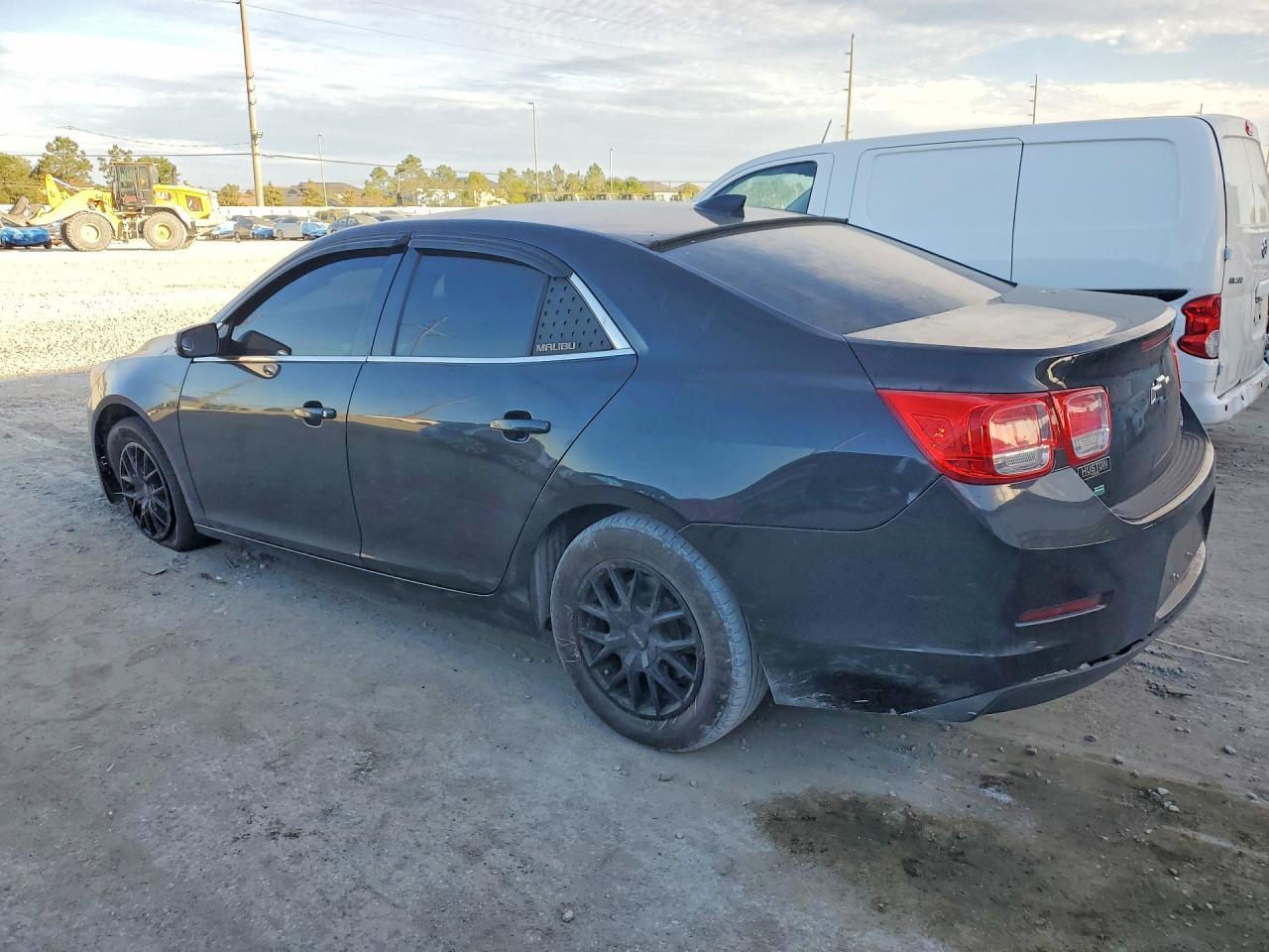 2015 Chevrolet Malibu 1Lt - Фото 2