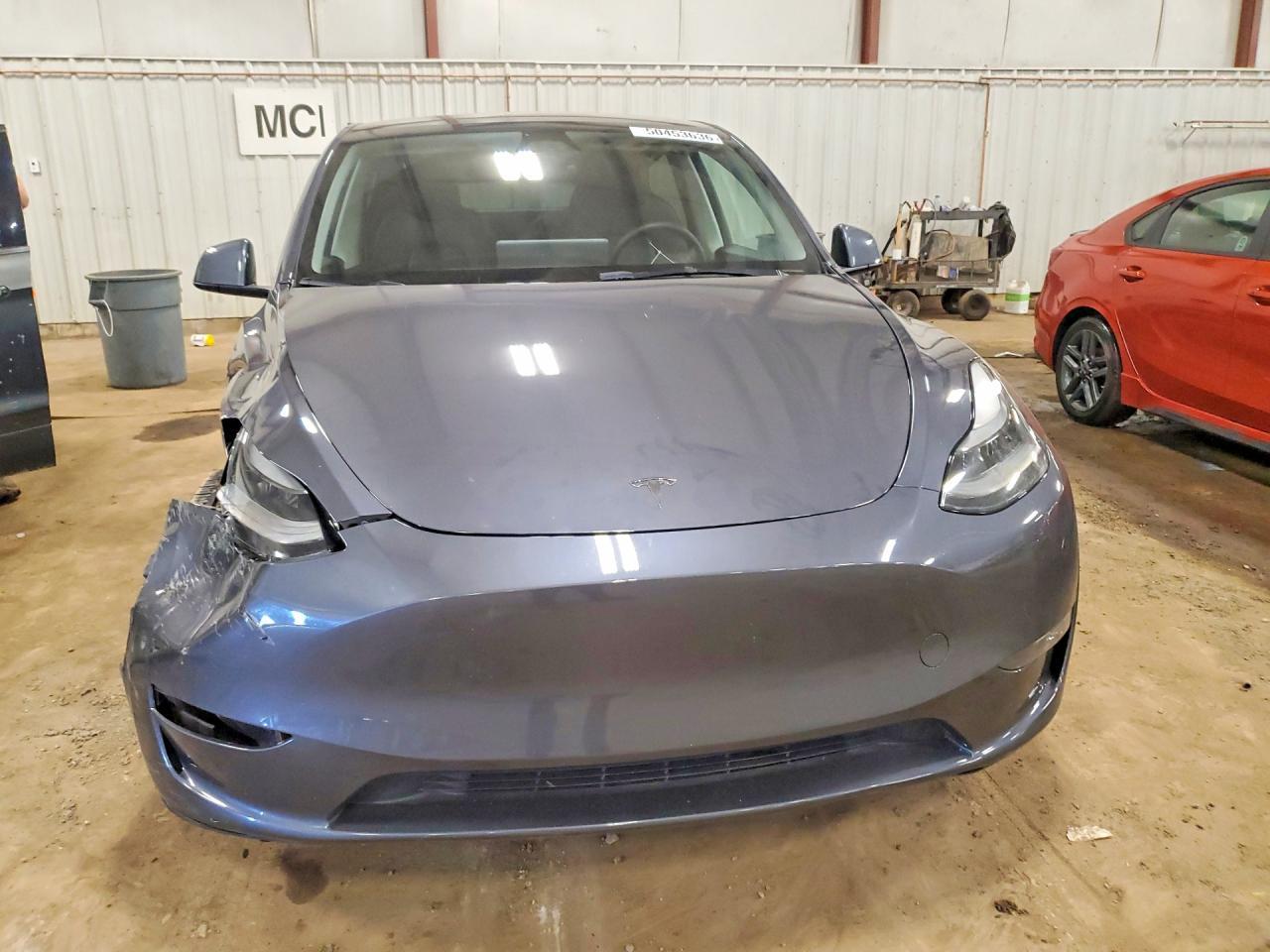 2023 Tesla Model Y - Image 5