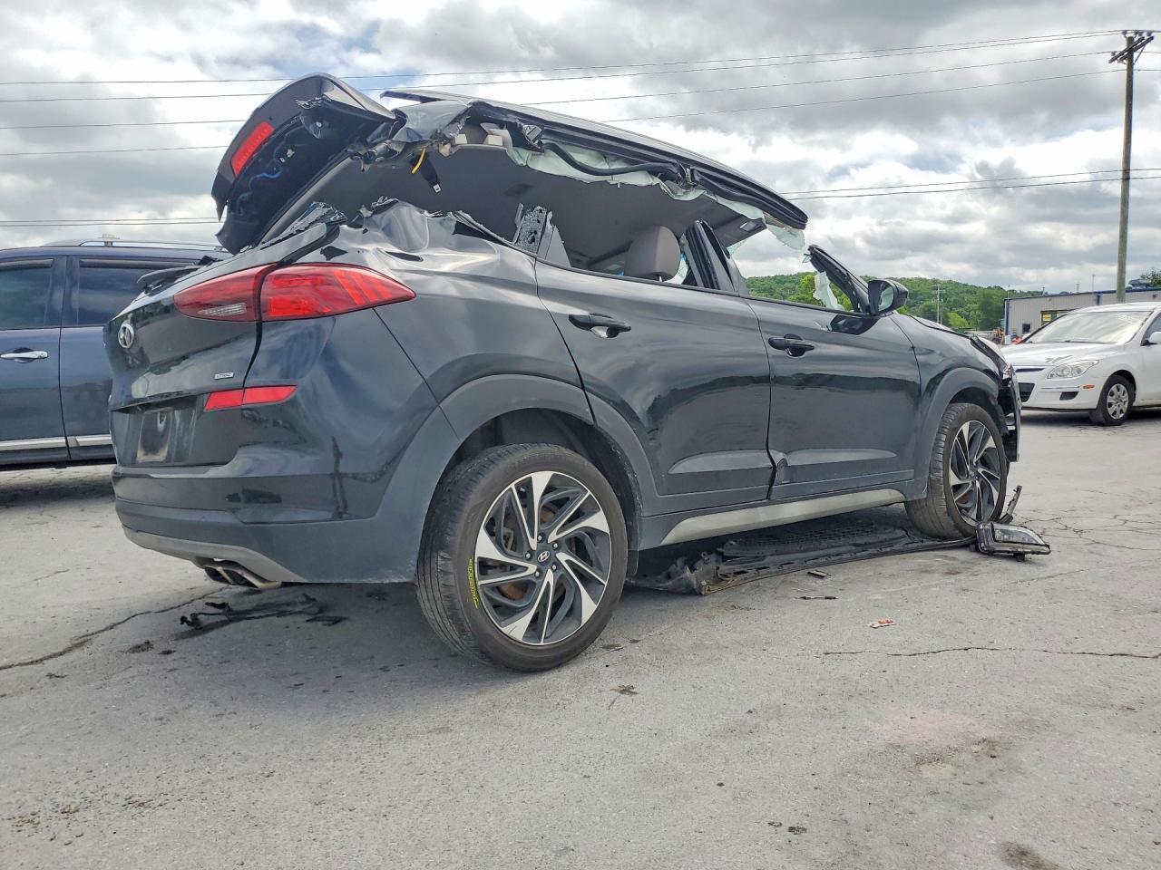 2021 Hyundai Tucson Sport - Image 3