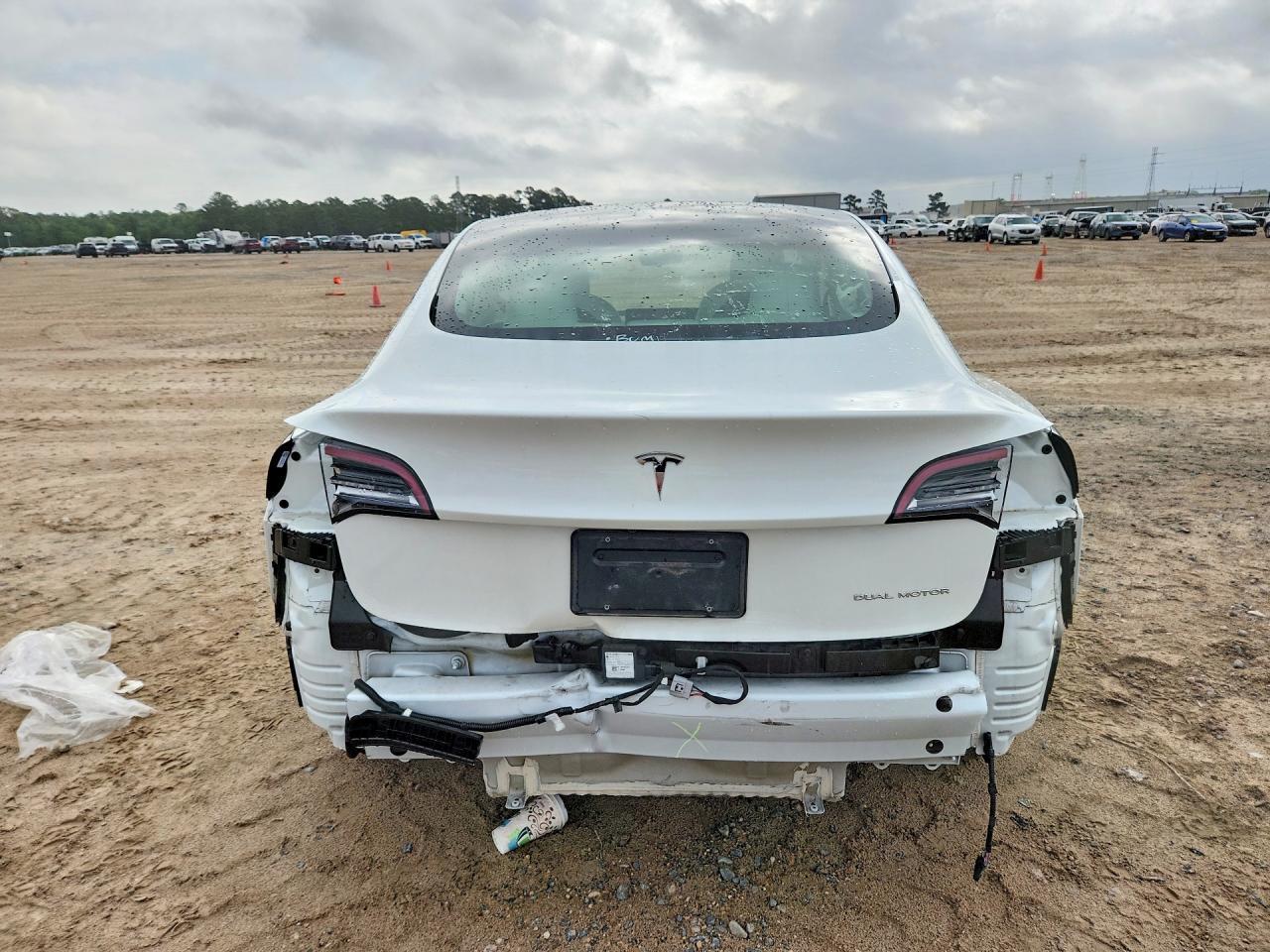 2022 Tesla Mdl 3 - Фото 6
