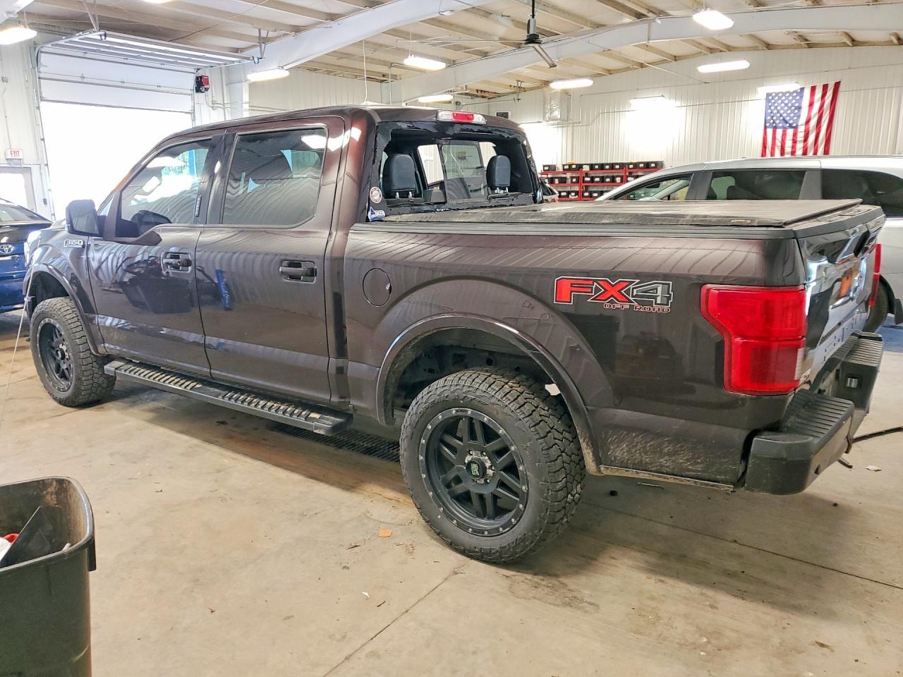 2018 Ford F150 Supercrew - Фото 2