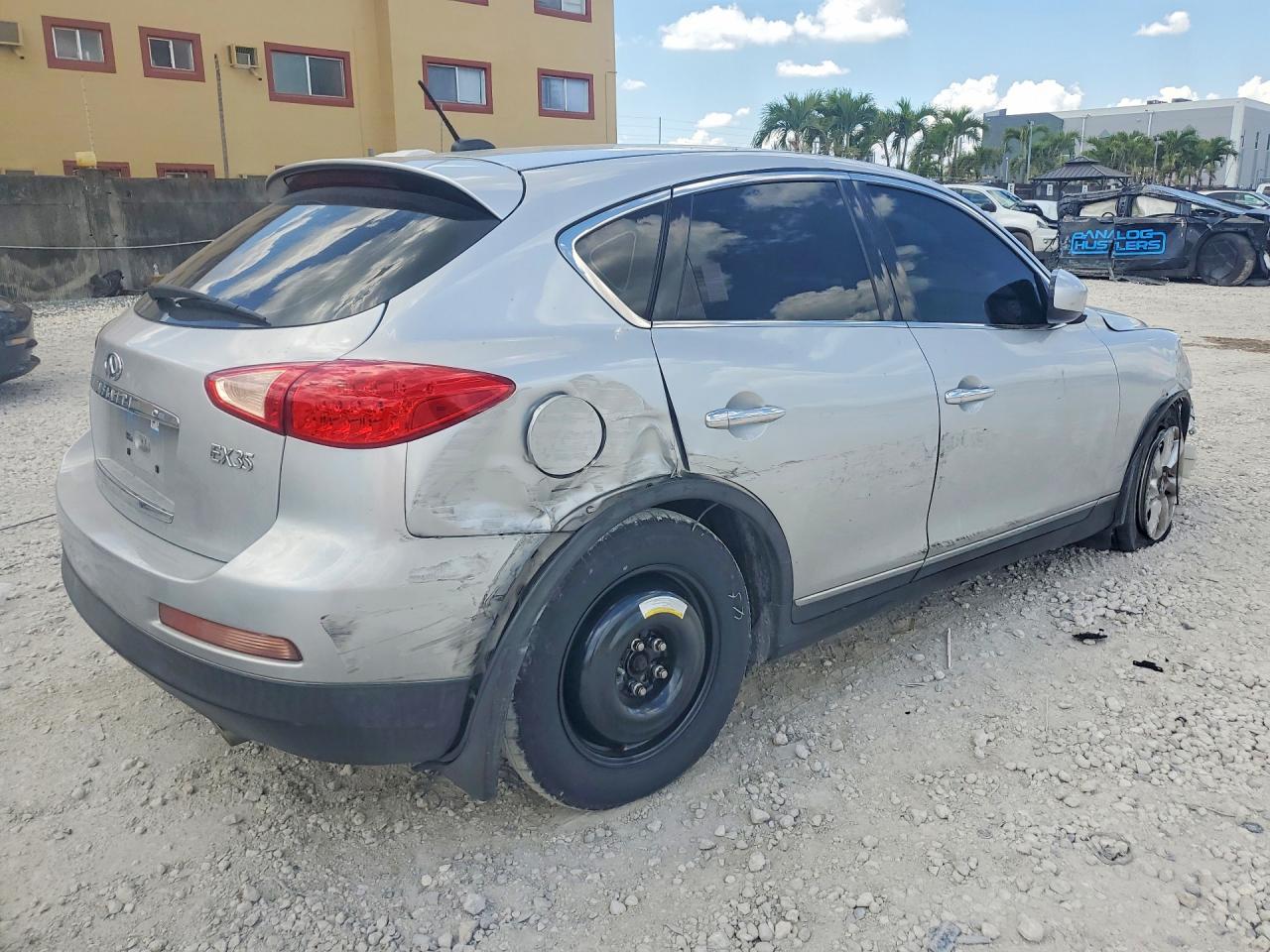 2010 Infiniti Ex35 Base - Image 3