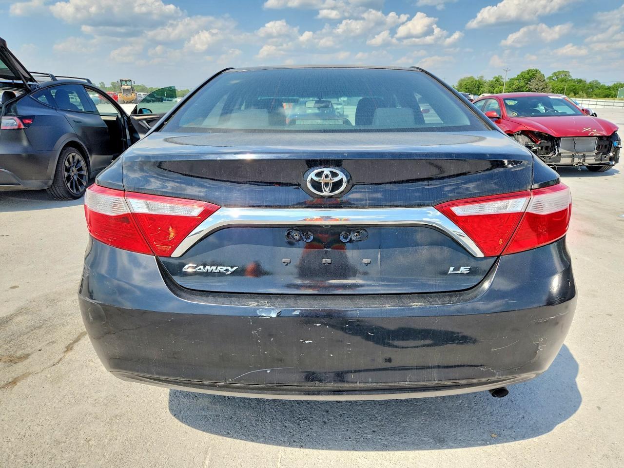 2015 Toyota Camry Le - Фото 6