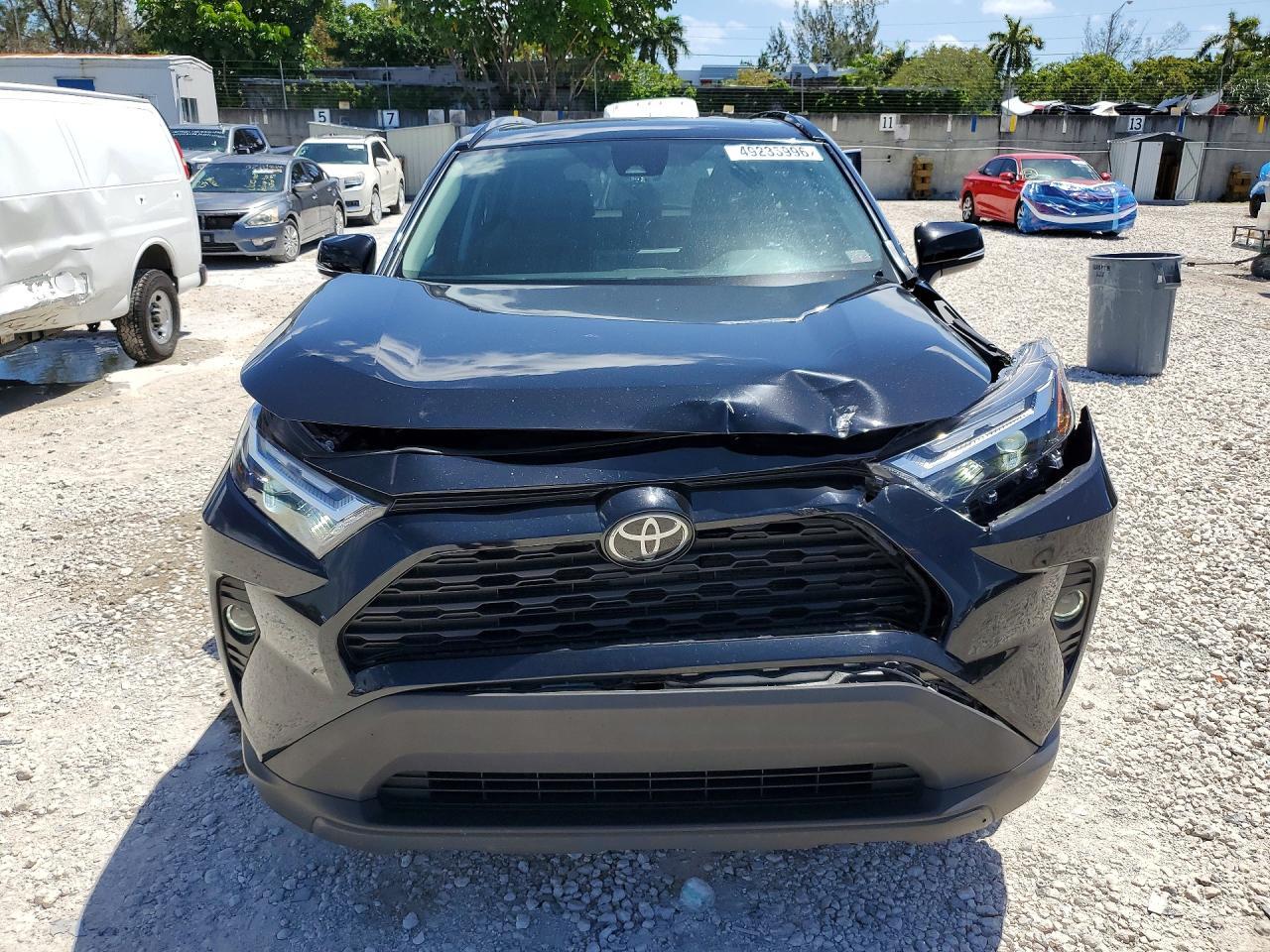 2024 Toyota Rav4 Xle - Image 5