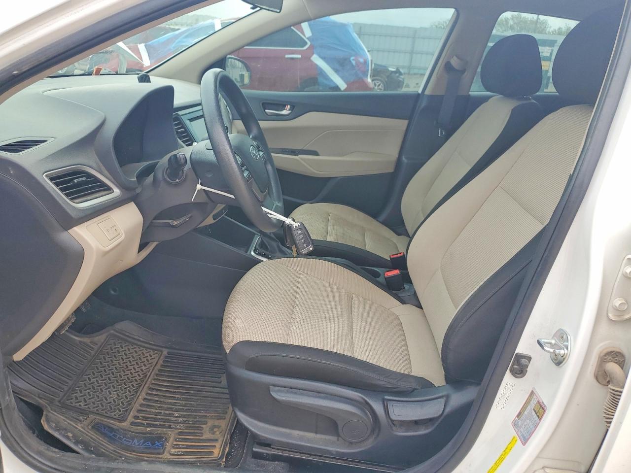 2022 Hyundai Accent Se - Фото 7