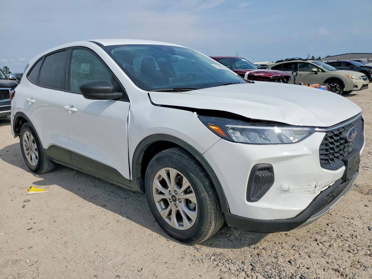 2025 Ford Escape Active - Image 4