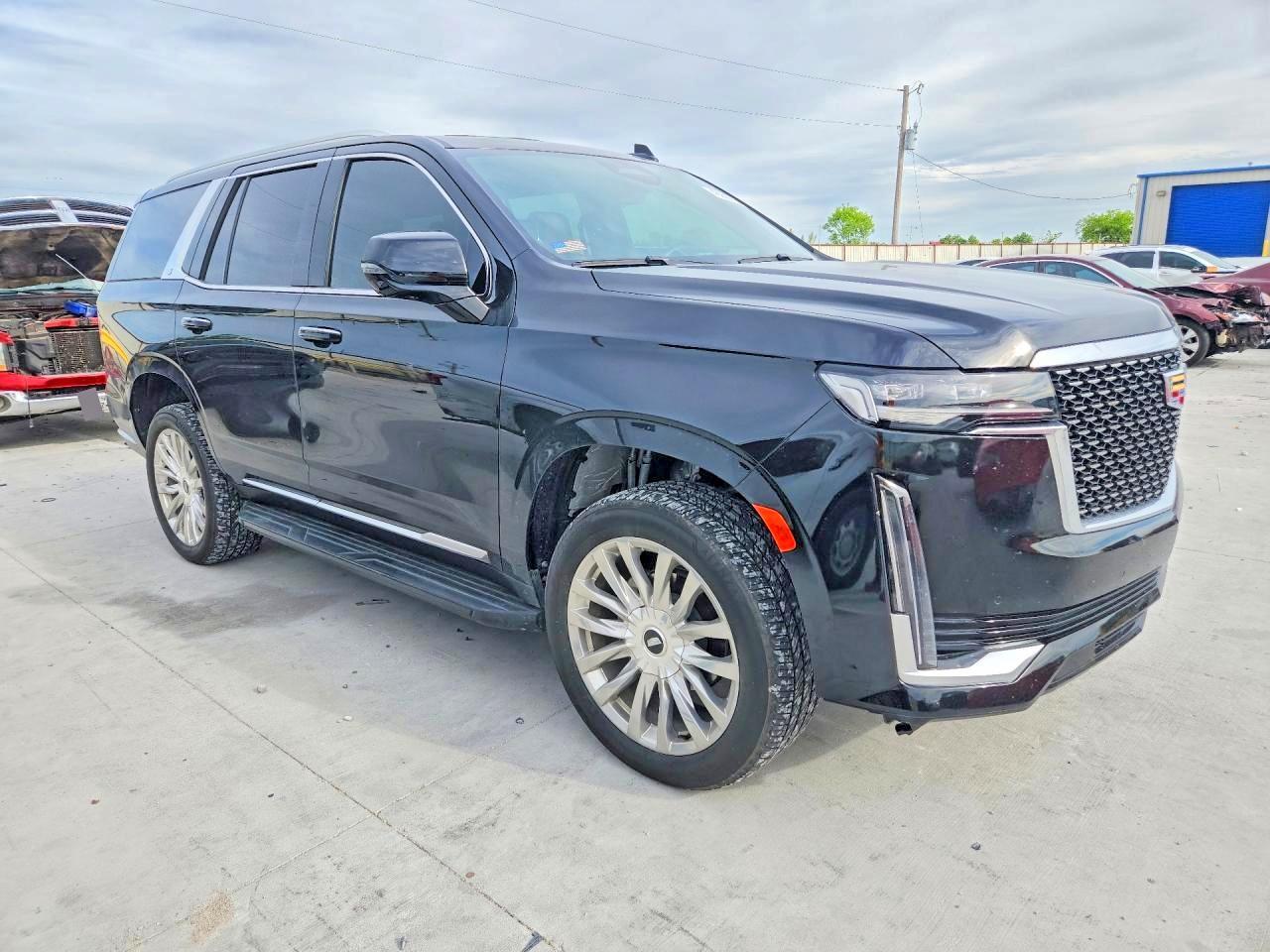 2024 Cadillac Escalade Premium Luxury - Image 4