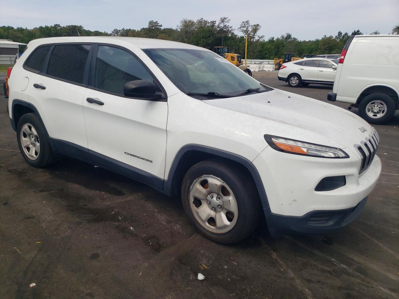 2017 Jeep Cherokee Sport - Фото 4