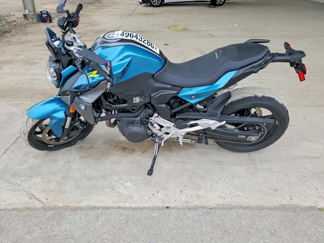 2025 BMW F 900 R - Фото 3