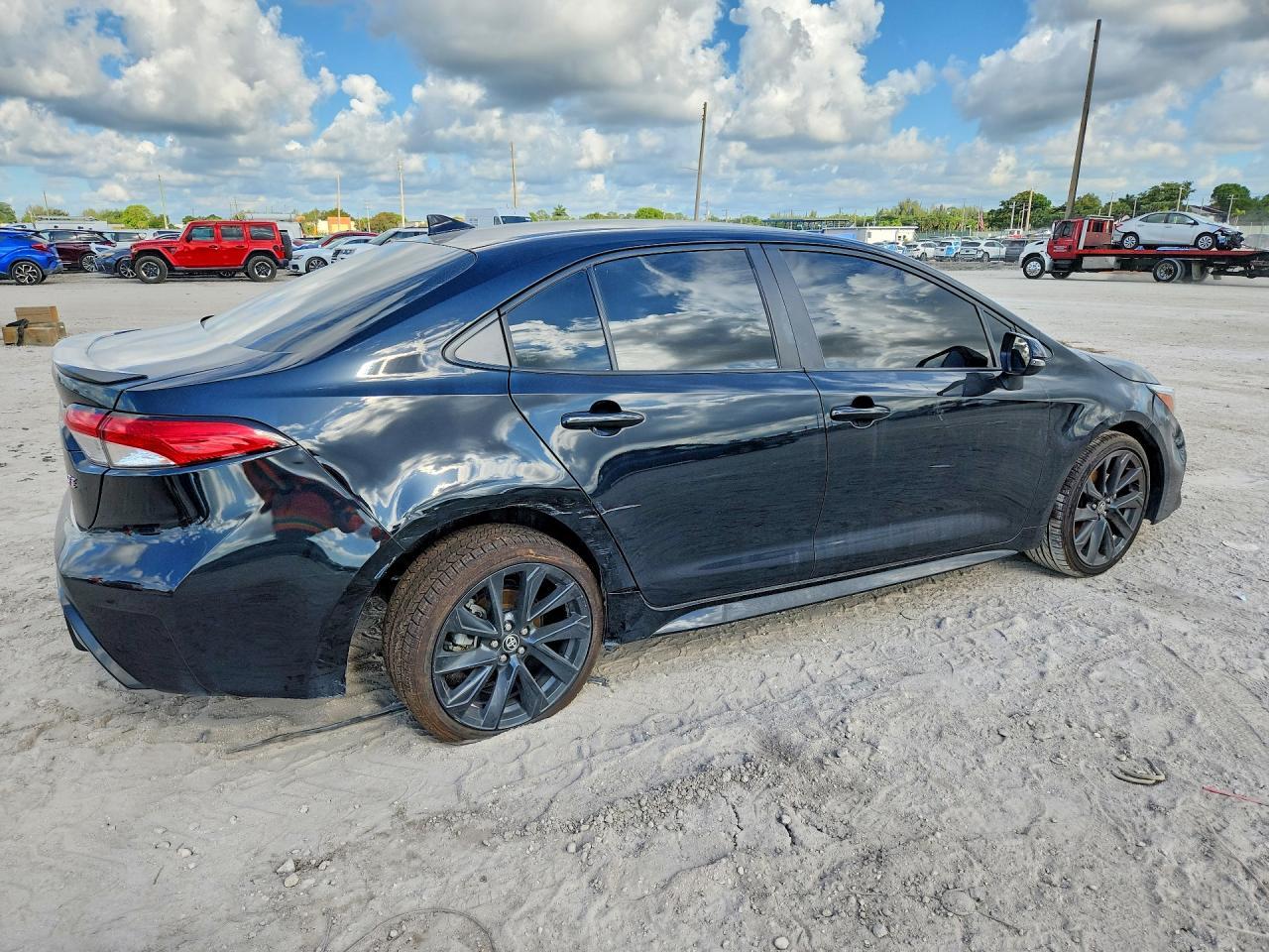 2024 Toyota Corolla Se - Image 3