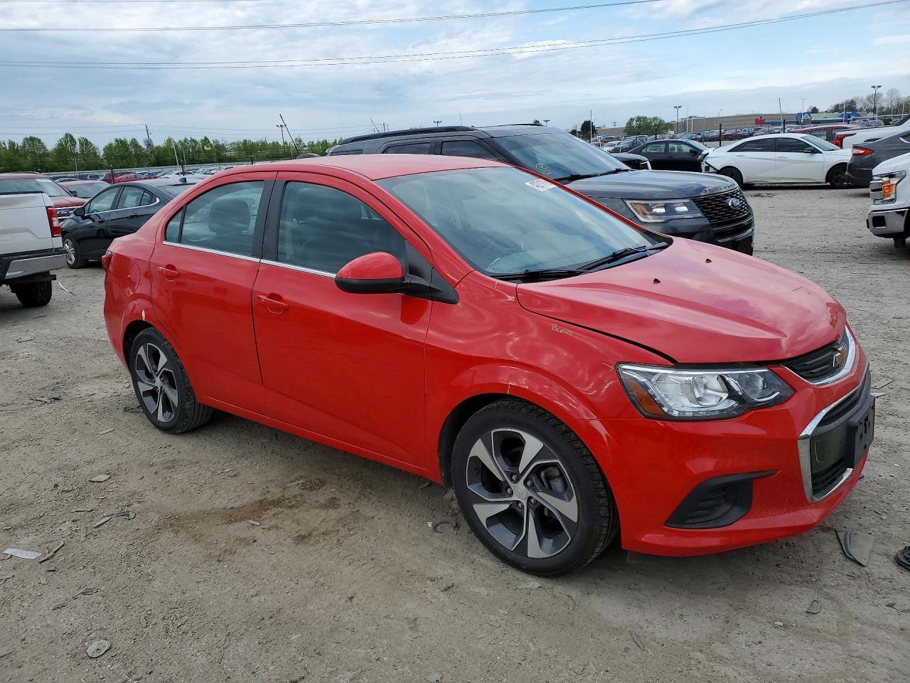 2020 Chevrolet Sonic Premier - Image 4