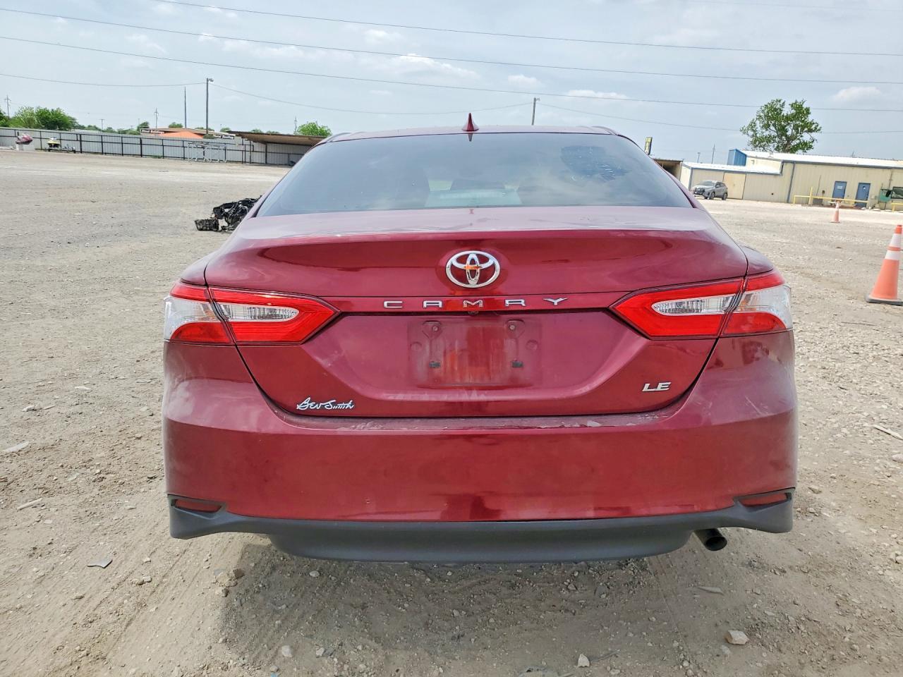 2020 Toyota Camry Le - Image 6