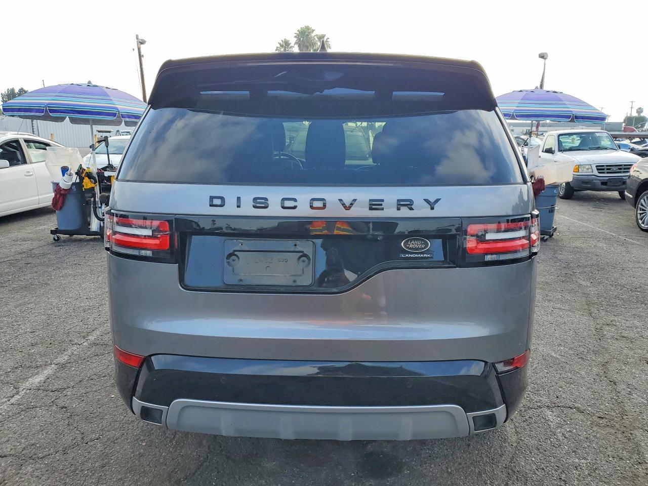 2020 Land Rover Discovery Landmark - Image 6