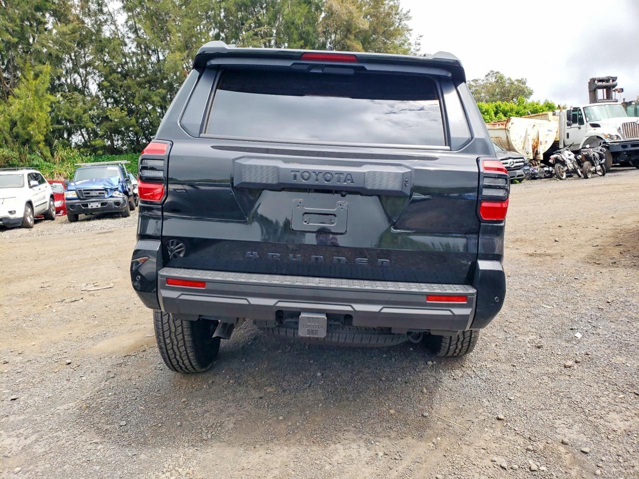 2025 Toyota 4Runner Sr5 - Image 6