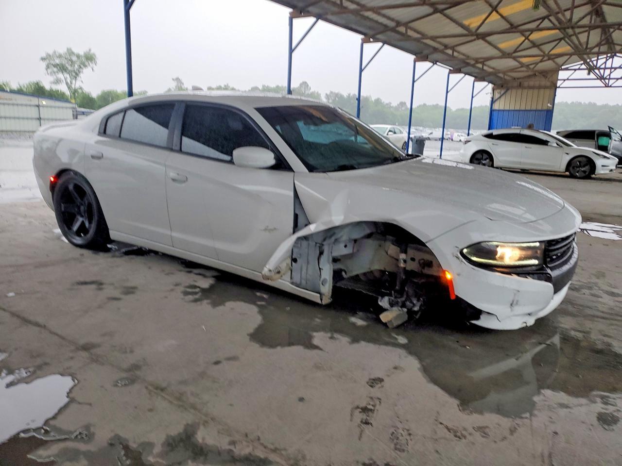 2016 Dodge Charger R - Фото 4