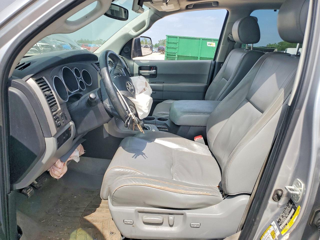2010 Toyota Sequoia Limited - Фото 7