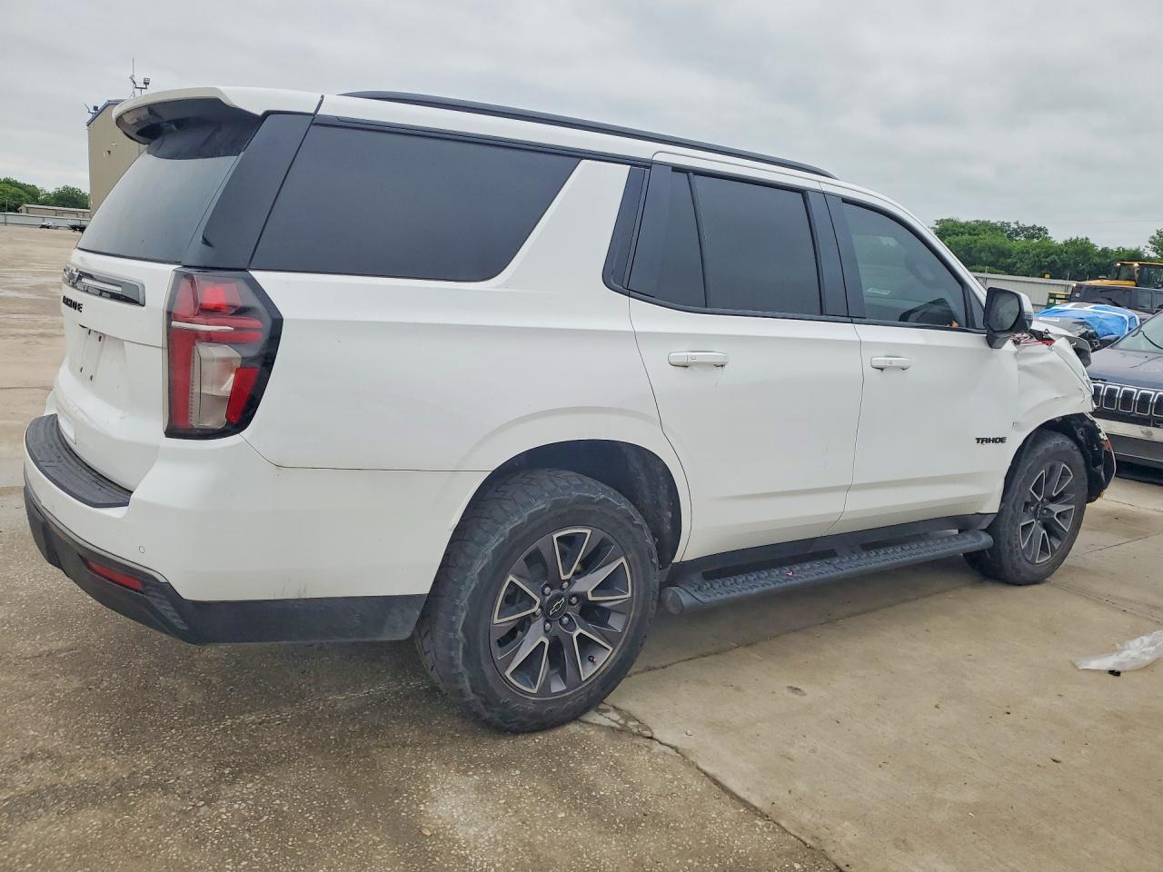 2021 Chevrolet Tahoe - Image 3