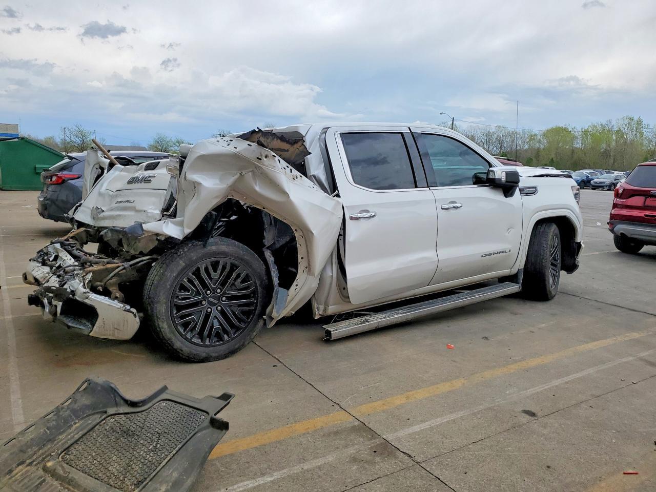 2022 GMC Sierra K1500 Denali Ultimate - Фото 3
