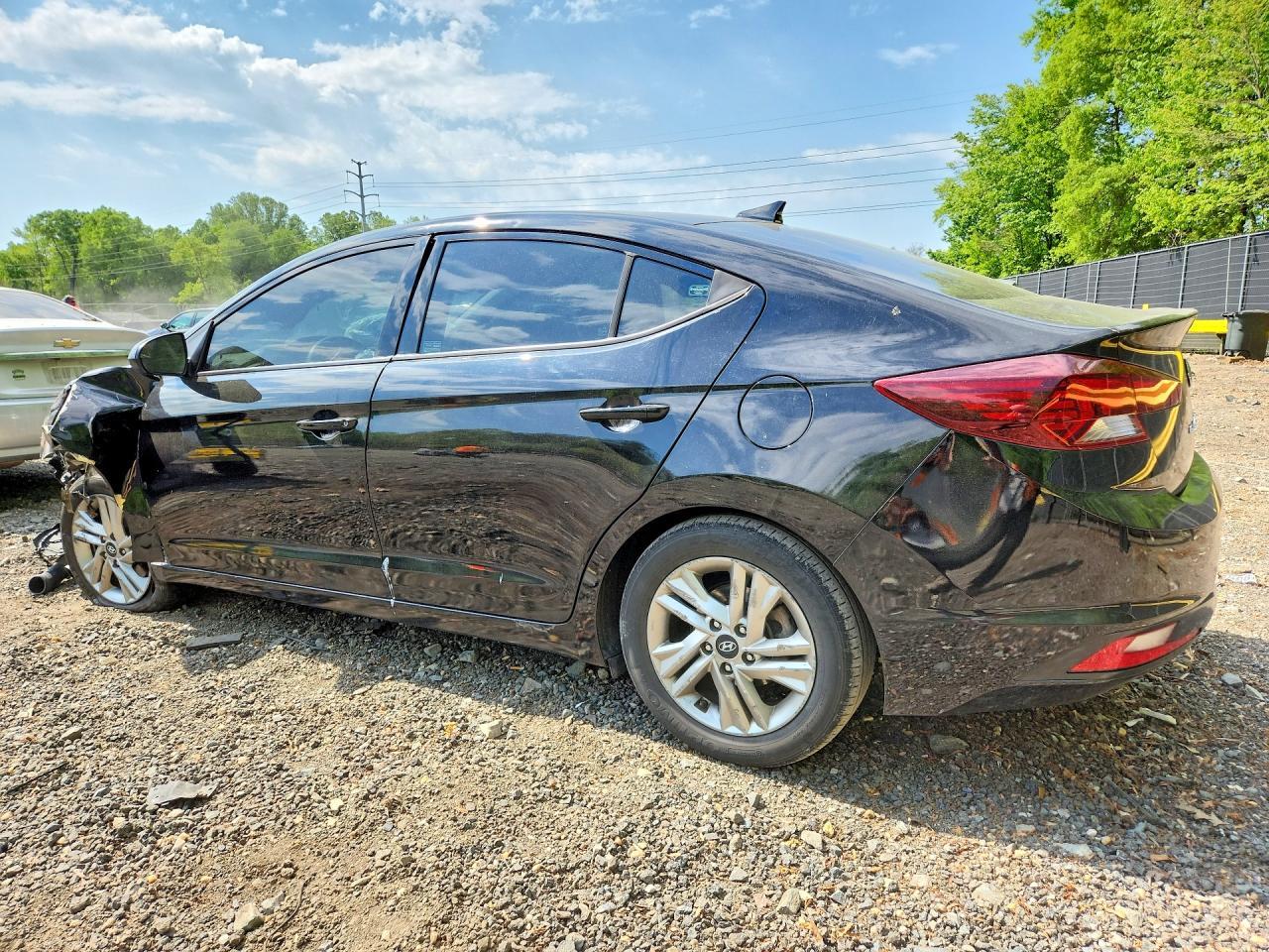 2020 Hyundai Elantra Sel - Фото 2