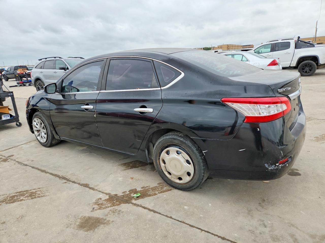 2013 Nissan Sentra - Image 2