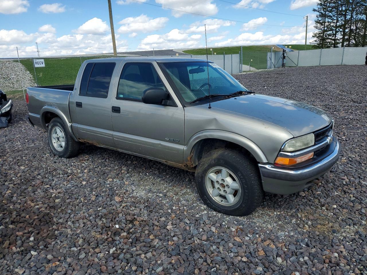 2002 Chevrolet S Truck S10 - Фото 4