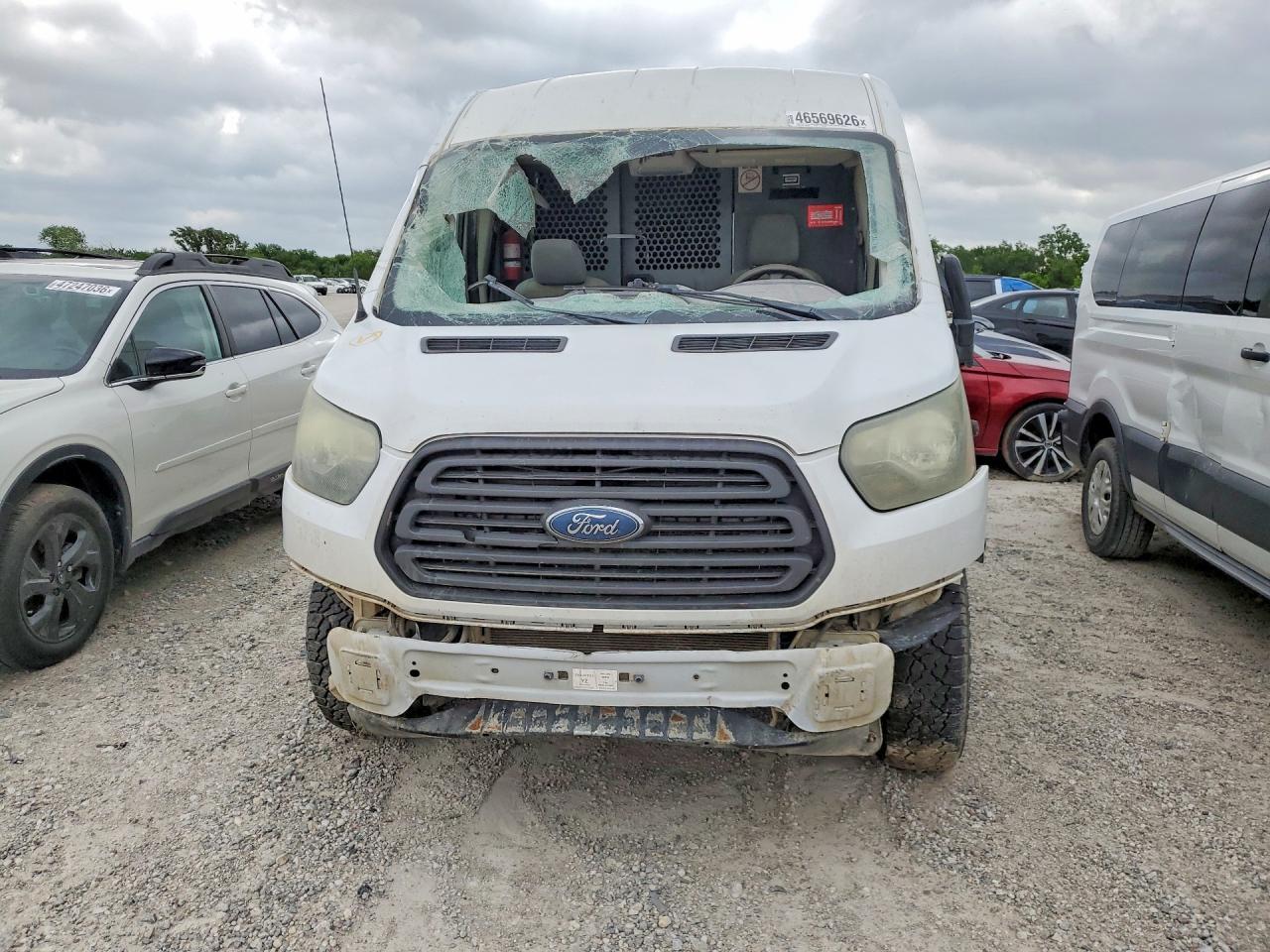 2015 Ford Transit 150 Delivery Van - Фото 5