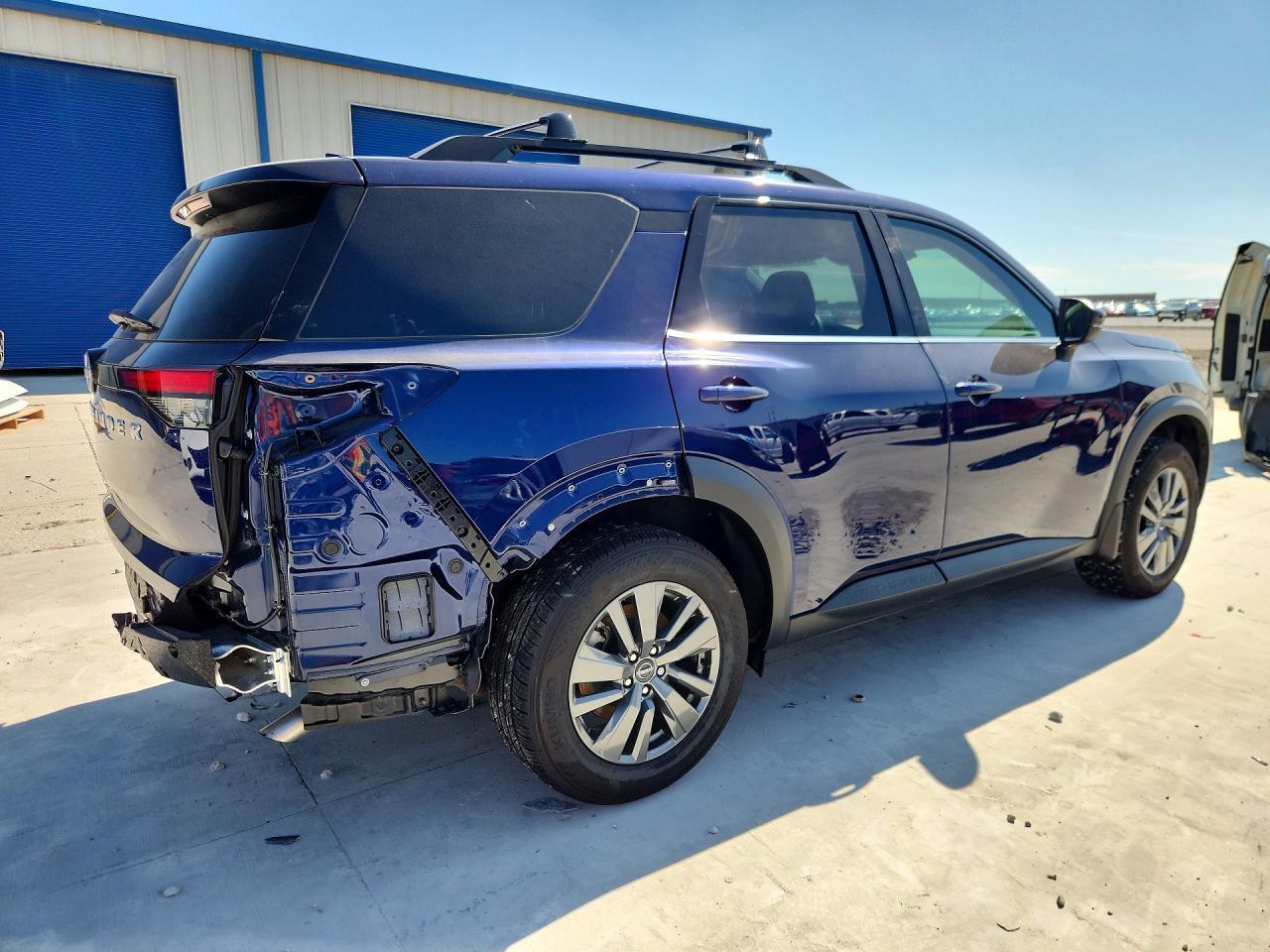 2025 Nissan Pathfinder Sv - Фото 3