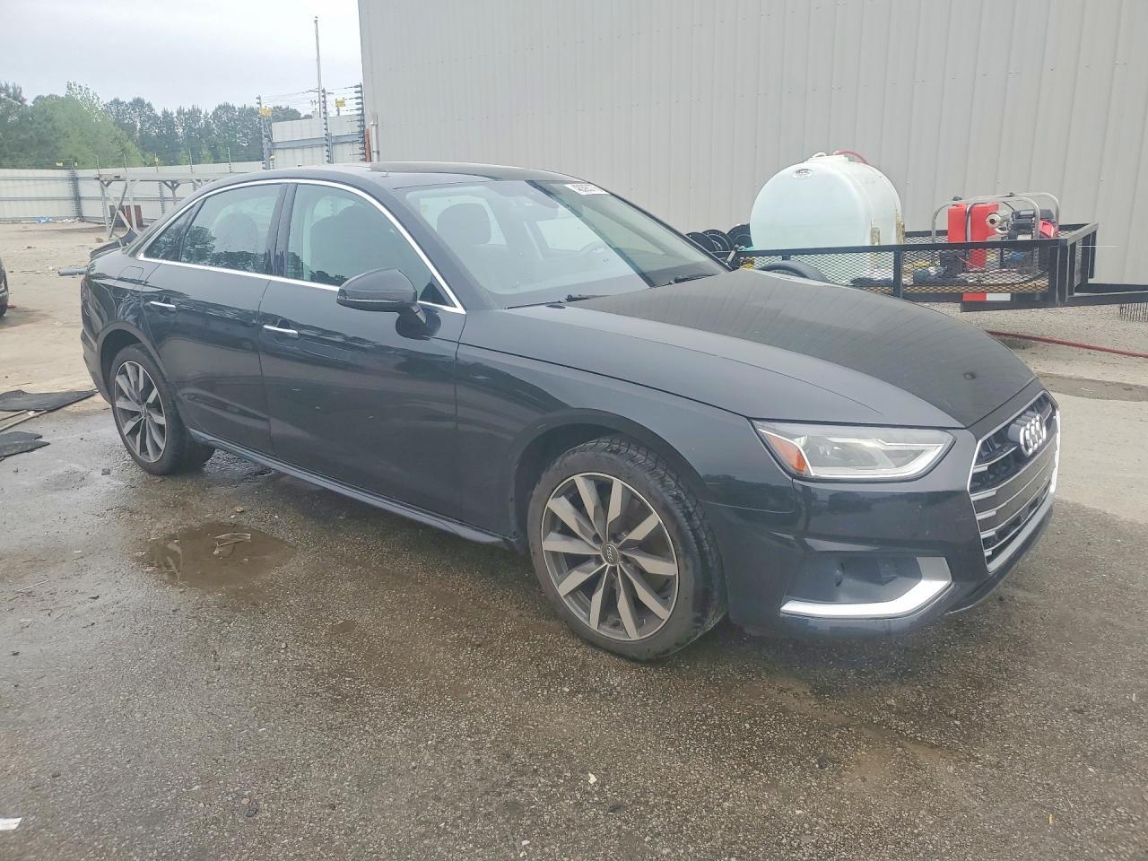 2020 Audi A4 Premium - Image 4