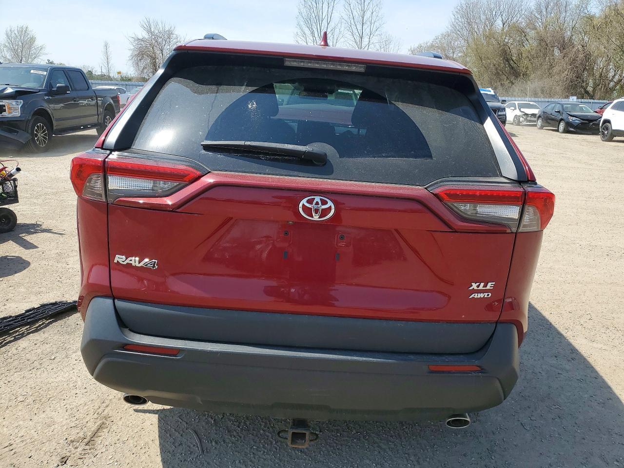 2020 Toyota Rav4 Xle - Image 6