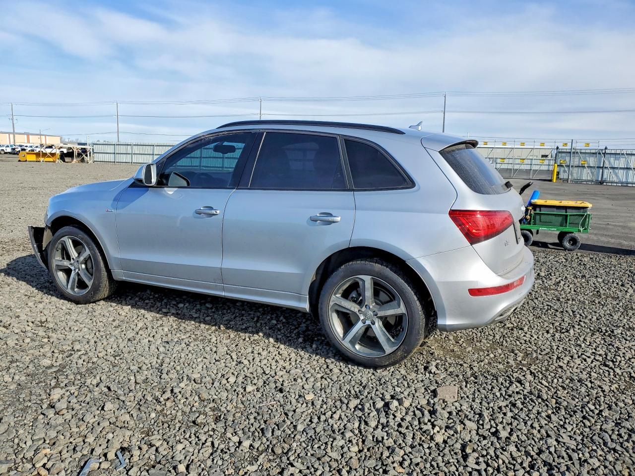 2016 Audi Q5 Premium Plus S-Line - Image 2