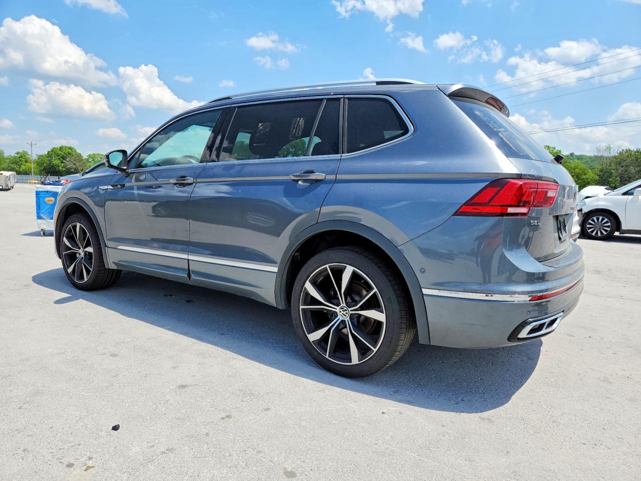 2022 Volkswagen Tiguan Sel R-Line - Фото 2