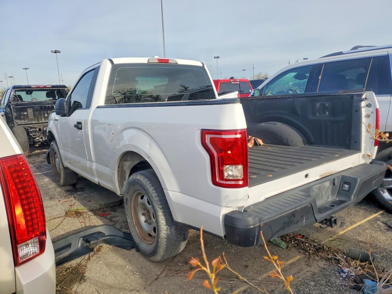 2015 Ford F150 - Фото 2