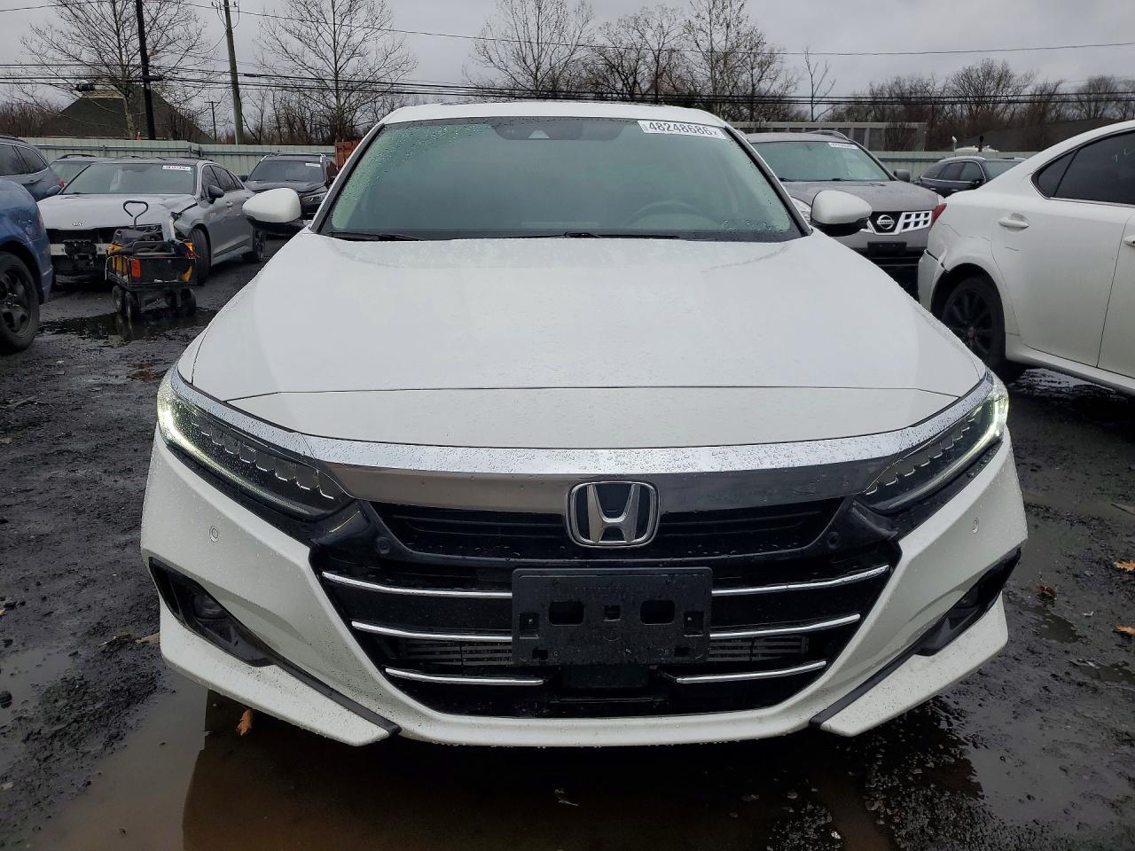 2022 Honda Accord Touring - Image 5