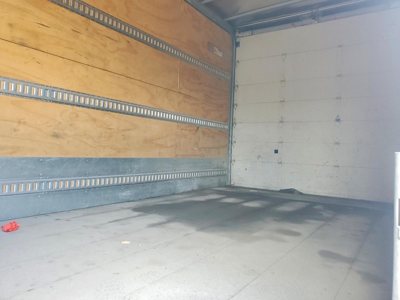 2021 Isuzu Npr Hd Delivery Truck - Фото 5