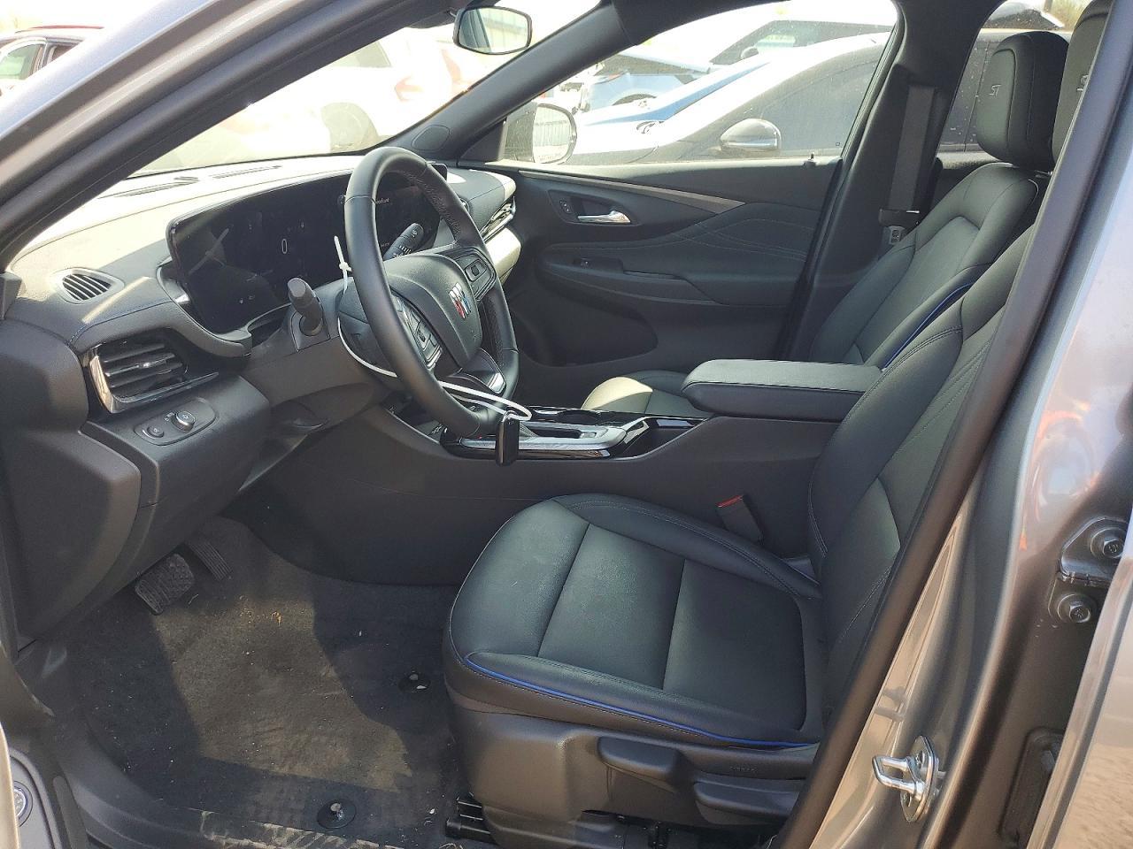 2025 Buick Envista Sport Touring - Image 7